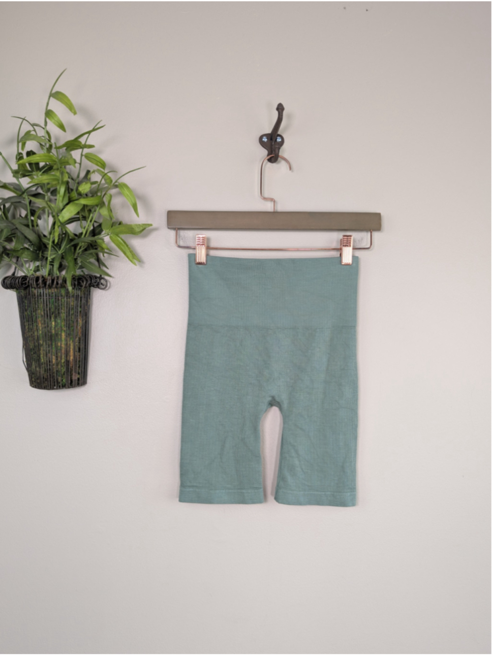 HATCH XS Seamless Ribbed Bike Shorts High Waist Sage Green Stretch Loungewear